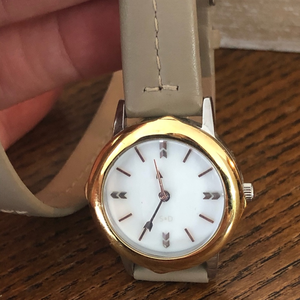 Stella and dot wrap watch in latte